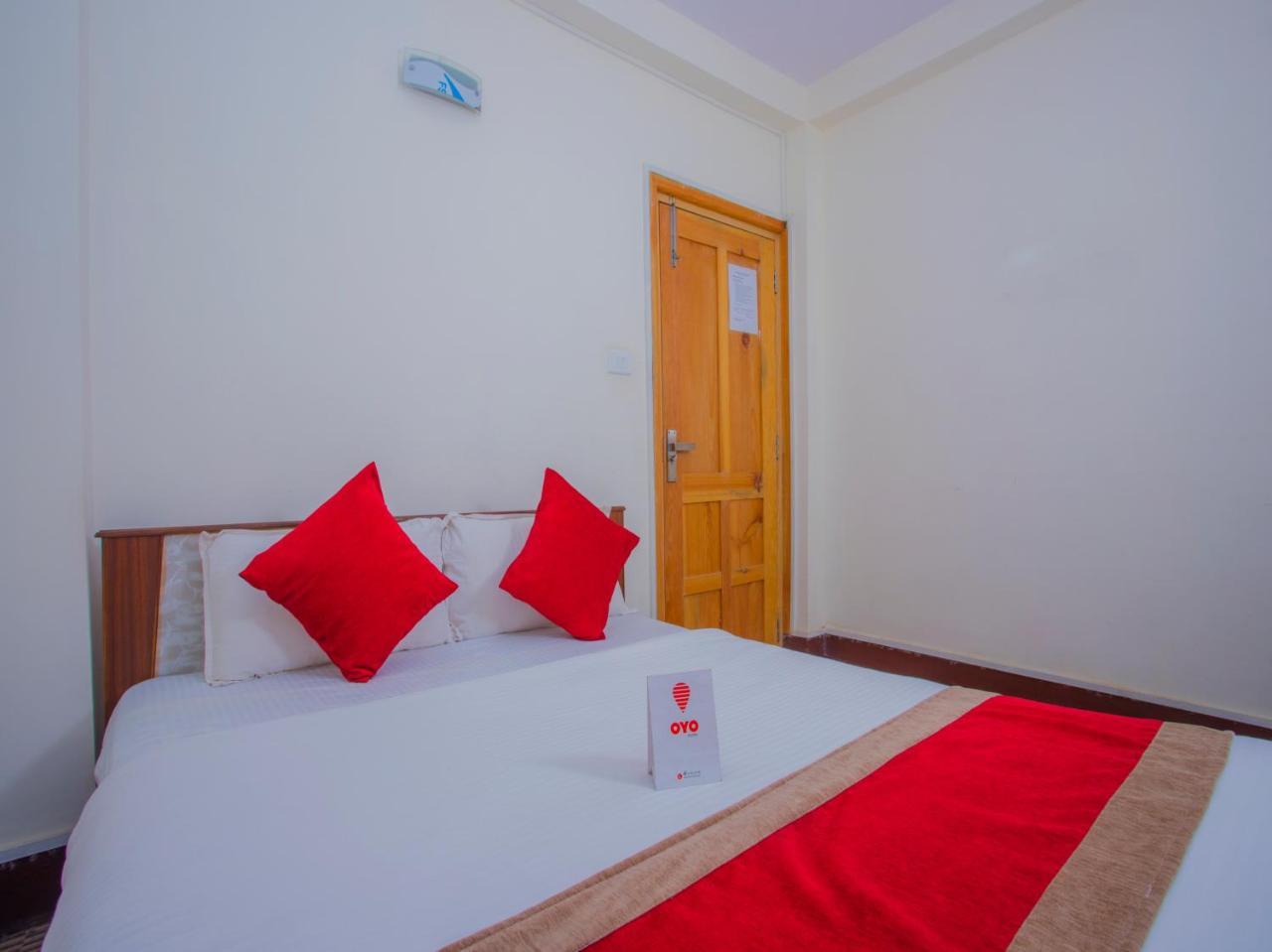 Oyo 255 White Zambala Hotel Κατμαντού Εξωτερικό φωτογραφία