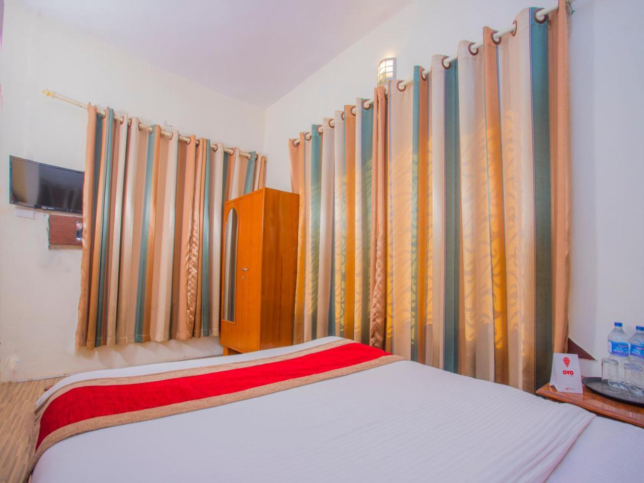 Oyo 255 White Zambala Hotel Κατμαντού Εξωτερικό φωτογραφία