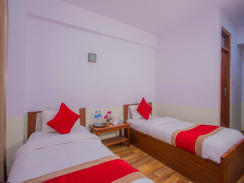 Oyo 255 White Zambala Hotel Κατμαντού Εξωτερικό φωτογραφία