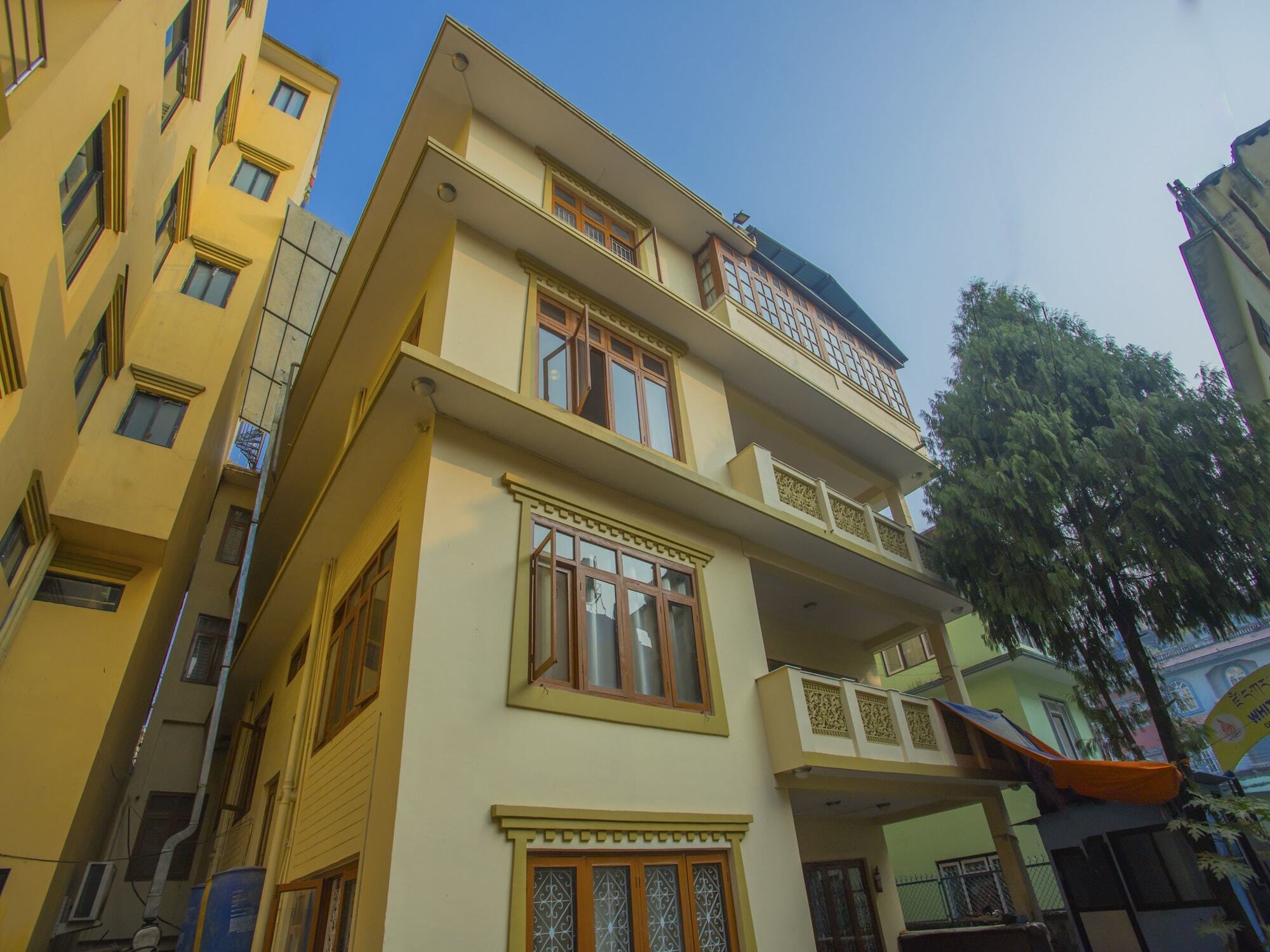 Oyo 255 White Zambala Hotel Κατμαντού Εξωτερικό φωτογραφία